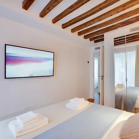 Modern - 3br 8p - Le Marais Bastille パリ